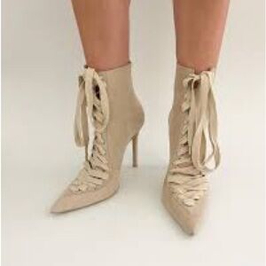 NWOT Beige Suede Lace-up Heeled Pointed Toe Booties